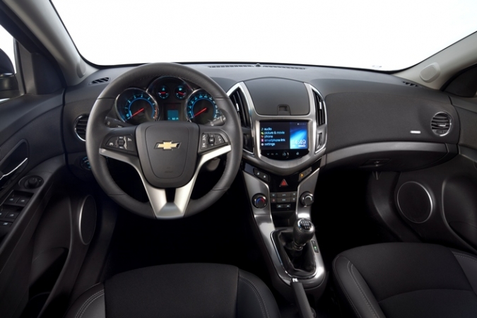 Chevrolet Cruze SW 2012