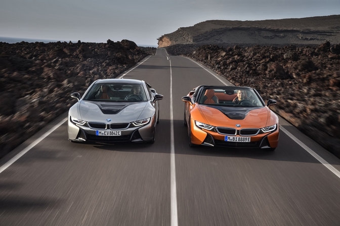  2017_bmw_i8_roadster_coupe