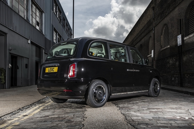 london-taxi-new-electric-TX