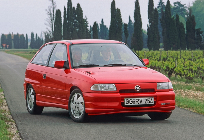 Opel Astra F 30 years