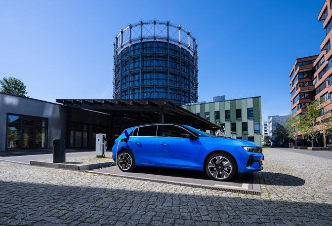 Opel Astra electric test belgie info autofans