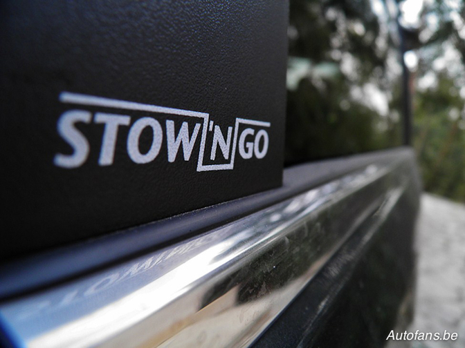 Lancia Voyager - Stow'n'Go