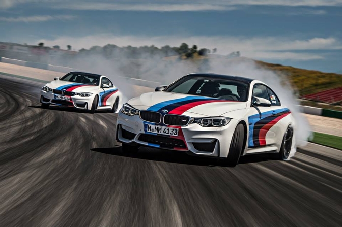 BMW-M4-Drifting