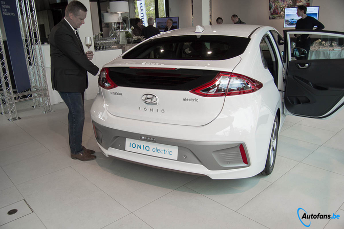 hyundai-ioniq-electric