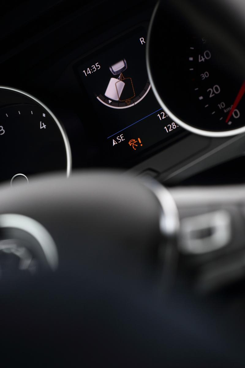 Yamaha-Meets-Volkswagen-Trailer-Assist Yamaha-Meets-Volkswagen-Trailer-Assist