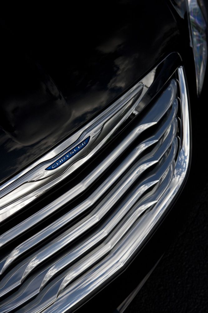 Teasers: 2011 Chrysler 200C sedan