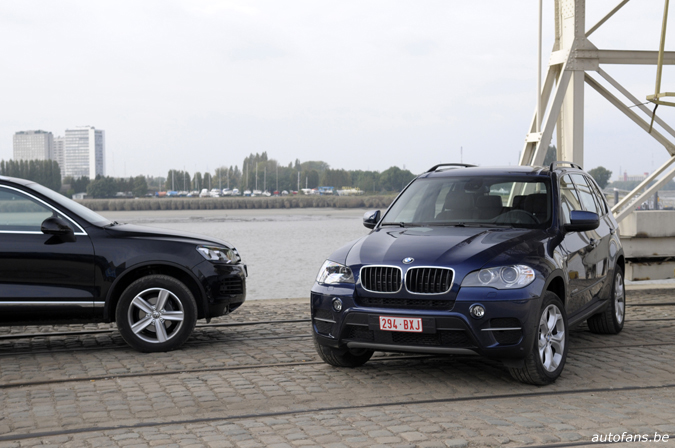 Triotest: Infiniti FX30d vs. BMW X5 xDrive30d vs. Volkswagen Touareg 3.0 V6 TDI