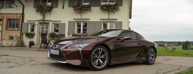 lexus--lc500h-autosalon-brussels-2018-bms