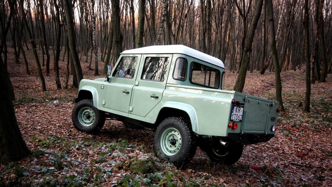 Huidige Land Rover Defender leeft verder met Poolse genen