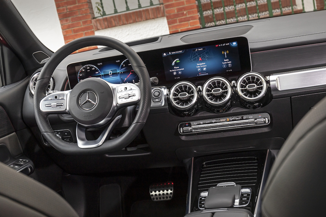 Mercedes GLB rijtest review Belgie 220 d diesel