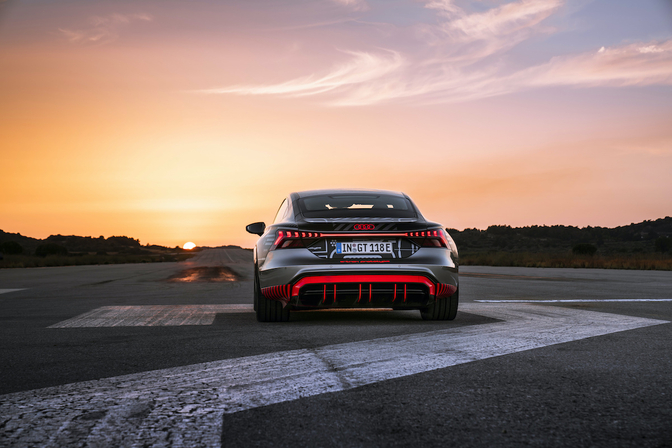 Audi RS E-Tron GT prijs specificaties rijbereik