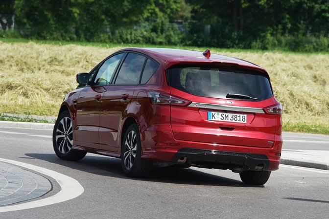 ford s-max hybrid 2021 review