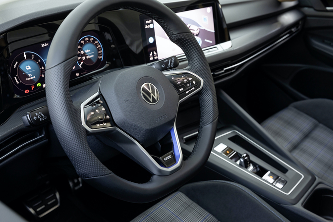 Volkswagen Golf GTE rijtest 2021