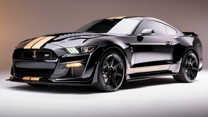 Ford Mustang Shellby GT500-H 2022
