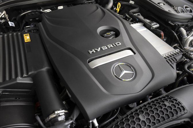 Mercedes-Benz E-Klasse hybrid 2023