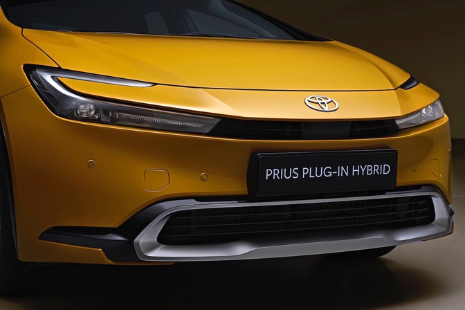 Toyota Prius GR concept teaser 2023