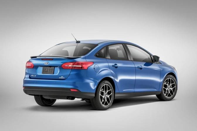 ford-focus-sedan-facelift-2014