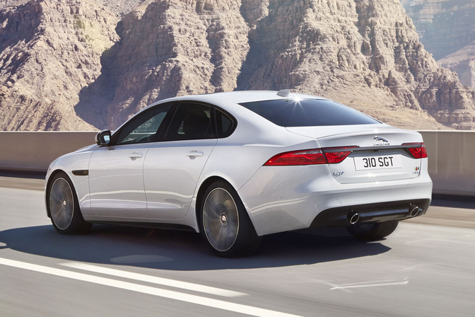 jaguar-xf-2015