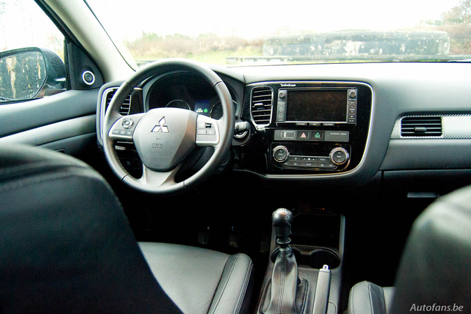 Rijtest: Mitsubishi Outlander 2.2 DI-D 4WD