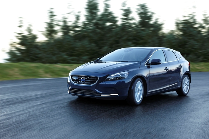 volvo-v40-d4-190hp