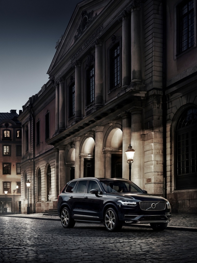 volvo-xc90-first-edition_03