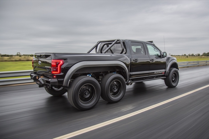 2017_6x6-hennessey-velociraptor_02