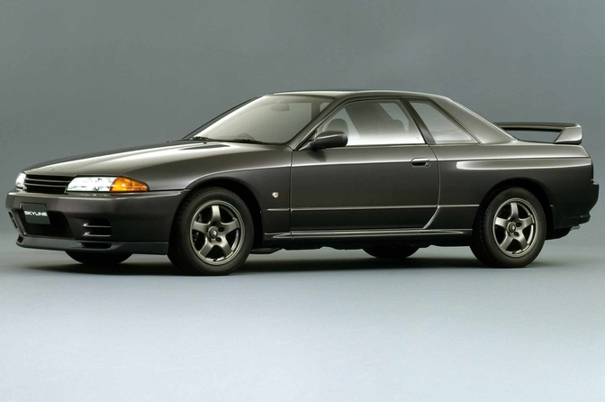 1989-nissan-skyline-gt-r-r32