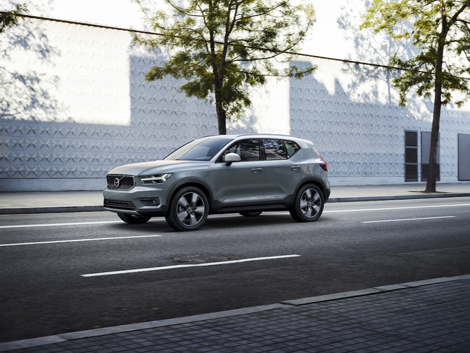 rij-impressie-volvo-xc40-2017