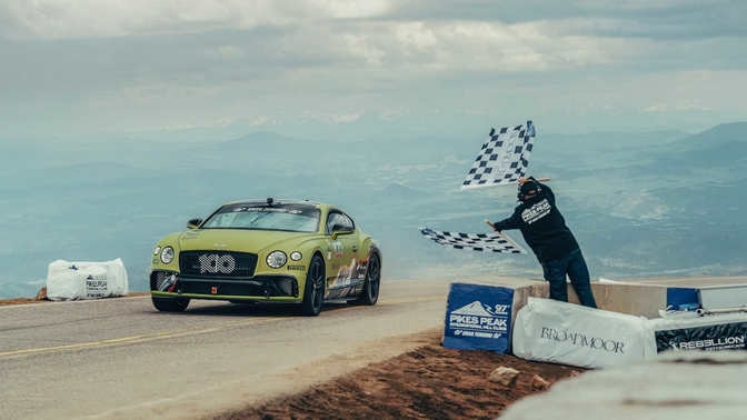 Bentley Continental GT Pikes Peak 2019