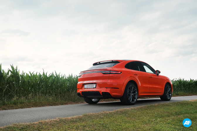 Rijtest Porsche Cayenne Coupe 2019 V6 Review