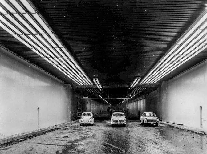 50-jaar-kennedytunnel-awv-in_de_tunnel-7
