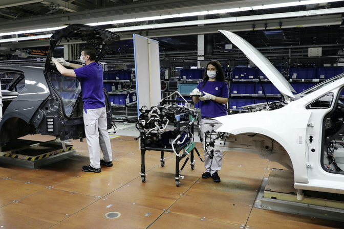 Corona autofabrieken productie