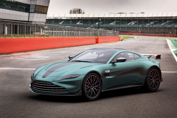 Aston Martin F1 Safety Edition