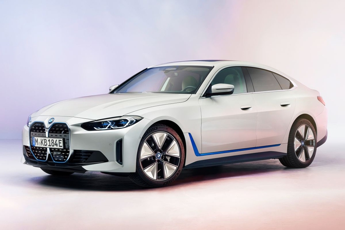 BMW i4 (2021) first pictures