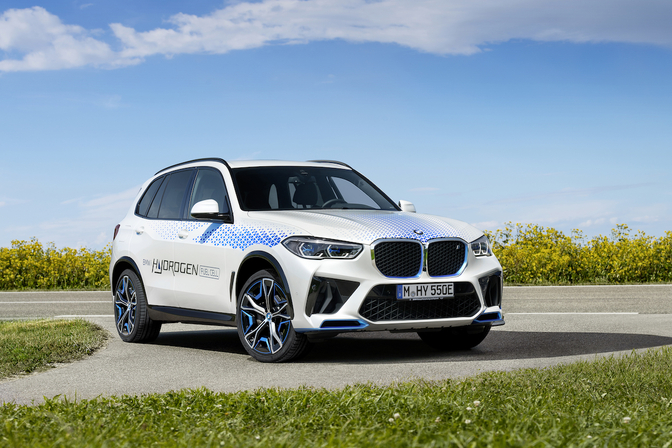 BMW iX5 waterstofauto 2021 voorkant