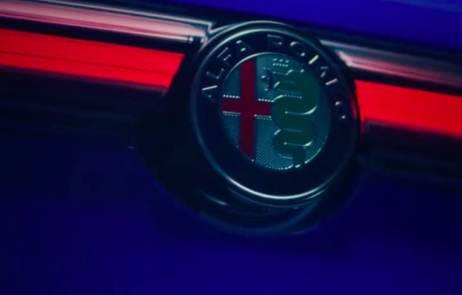 Alfa Romeo Tonale teaser 2022