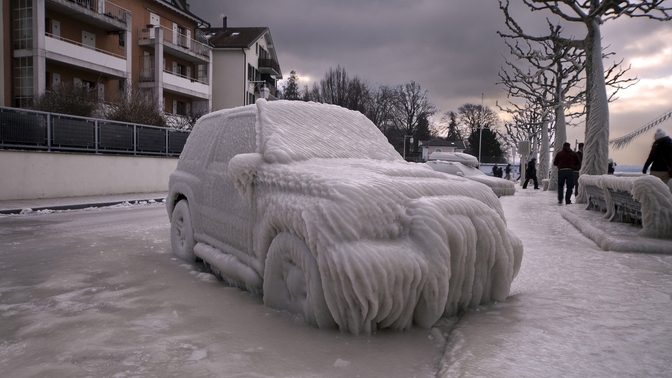 frozen-car-35957-3840x2160
