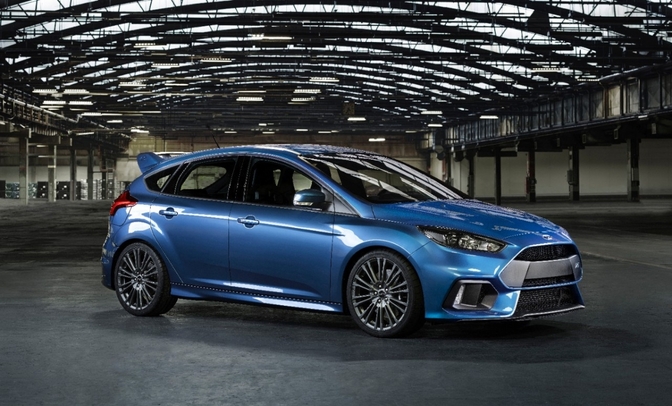 ford-focus-rs-2016-005