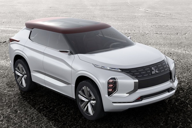 mitsubishi-gt-phev-concept-official_4