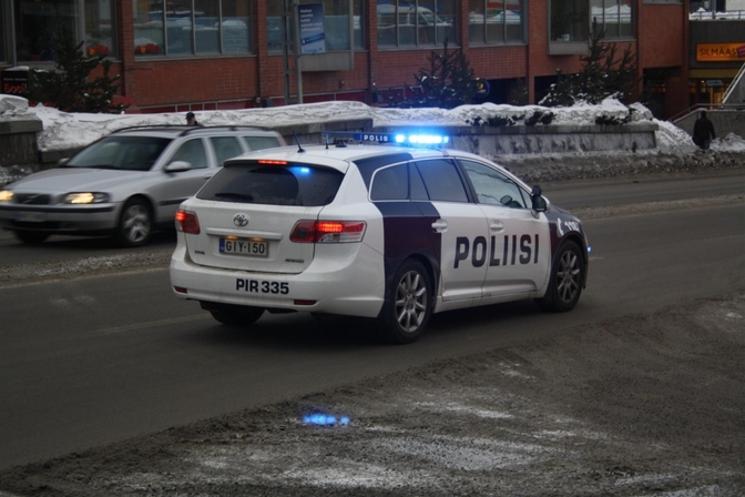 Finse politie geeft boete van € 54.000 voor te snel rijden