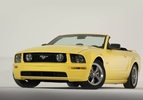 2004-ford-mustang-gt-convertible