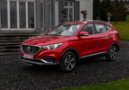 MG ZS EV Luxury rood (2020) neus