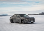 BMW i7 2021 teaser wintertest drift