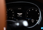 Bentley Bentayga V8 2021 (rijtest)