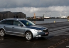 Skoda-Superb-Combi-07