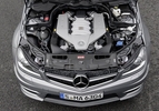 2012-Mercedes-Benz-C63-AMG-11