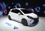 toyota-yaris-hybrid-r-iaa-2013