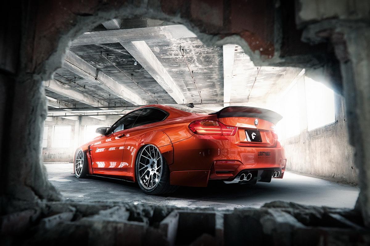 bmw-m4-liberty-walk bmw-m4-liberty-walk