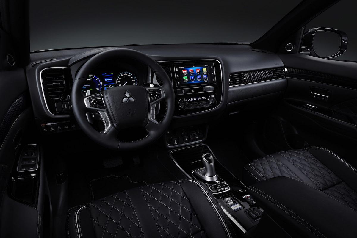 Rijtest-mitsubishi-outlander-phev-my19-2018 Rijtest-mitsubishi-outlander-phev-my19-2018