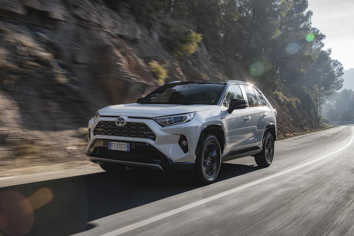 Rijtest Toyota Rav4 HYBRID AWD 2019 Rijtest Toyota Rav4 HYBRID AWD 2019